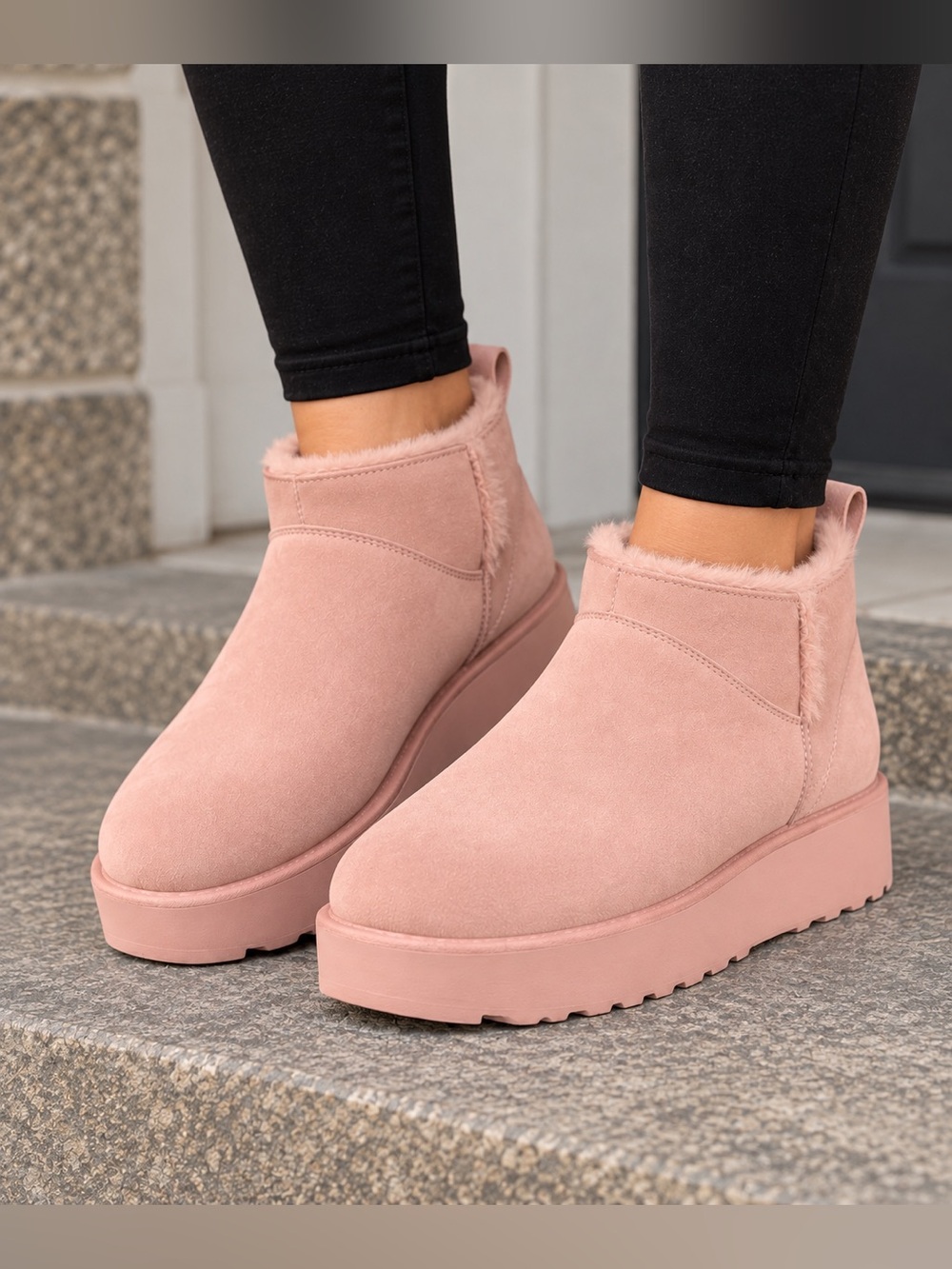 Koolaburra by UGG Pink Faux Fur Platform Ankle Boots Women’s Size 11